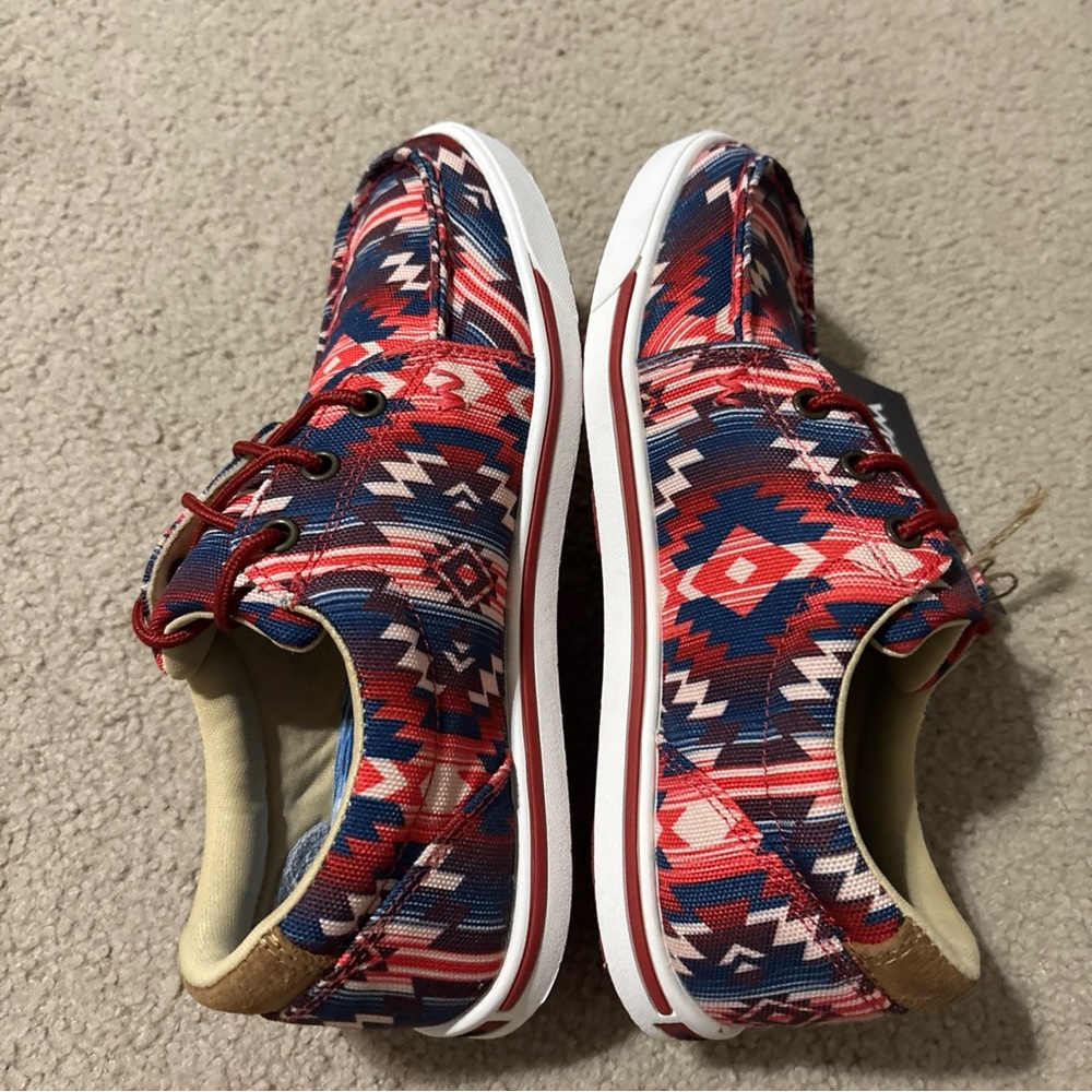 Wrangler WomensSize 6.5M Red Ombre Aztec Print Low Top Casual Shoes KWC0021 NEW - Picture 8 of 11